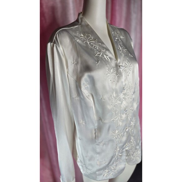 Laura Scott White Satin Embroidery Pearl Beaded Button Up Blouse Size 22 Plus - Picture 3 of 11